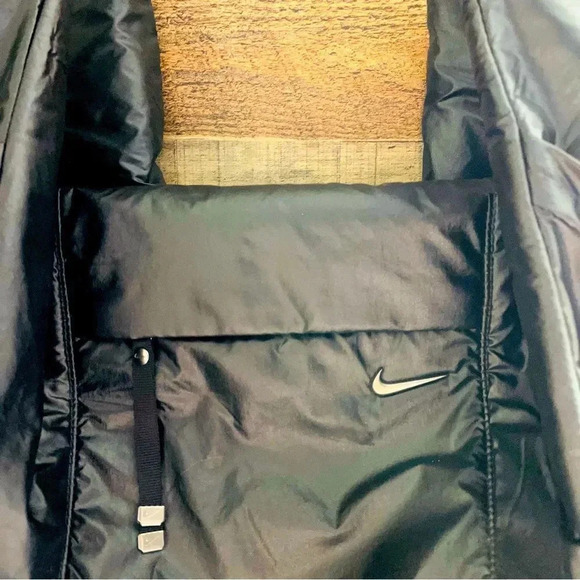 Nike Victory Gym Duffle Tote Workout Bag - Picture 7 of 13